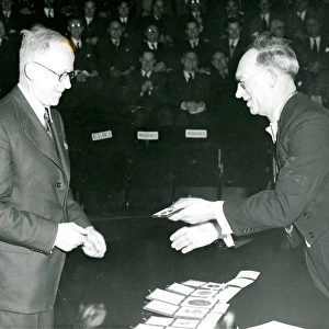 Dr A. A. Griffith (left) receives the Royal Aeronautical ?