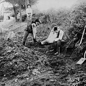 Excavations at Piltdown circa 1913