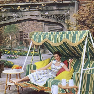 Garden swing, 1954