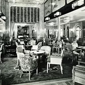 MV Britannic, Main Lounge