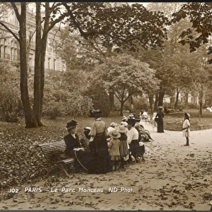 Paris / Park / Monceau 1909