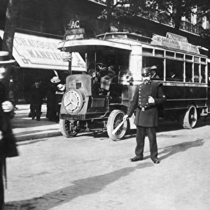 Paris Street Scene 1900