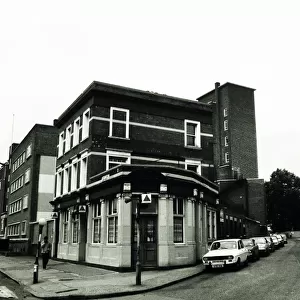 Photograph of Oporto PH, Limehouse, London