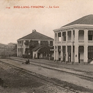 Phu-Lang-Thoung - The Railway Station - Vietnam