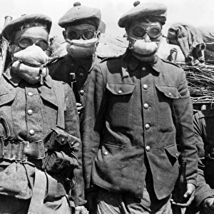 Scottish soldiers in their gas masks, Western Front, WW1
