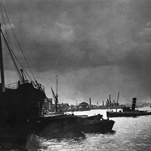 Thames Shipping
