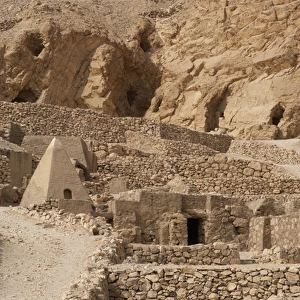 Valley of the Artisans. Ruins of Set Maat. Tombs in the necr