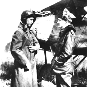 Voss, Werner on left, talking to Manfred von Richthofen