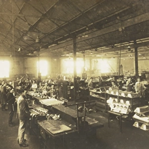 Workshop during the assembly of Lion engines