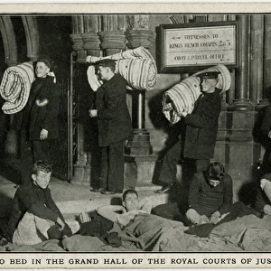 WW1 - American sailors billeted the Royal Courts of Justice