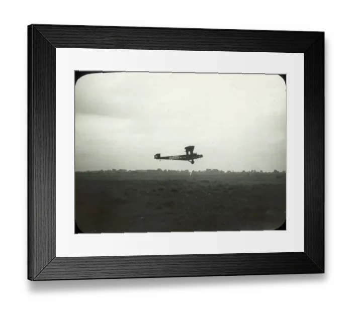 Framed Print : Handley Page O / 400, G-EaG (formerly F5418) Framed Print : Handley Page O / 400, G-EaG (formerly F5418)