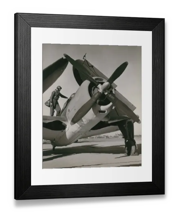 Framed Print : Curtiss Model 84 SB2C-3 Helldiver Framed Print : Curtiss Model 84 SB2C-3 Helldiver