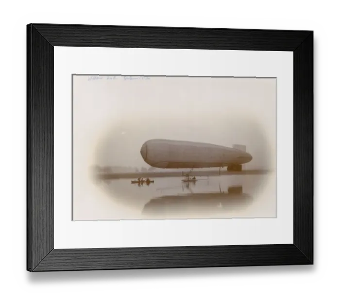 Framed Print : Willows No4 (Admiralty No2) airship Framed Print : Willows No4 (Admiralty No2) airship