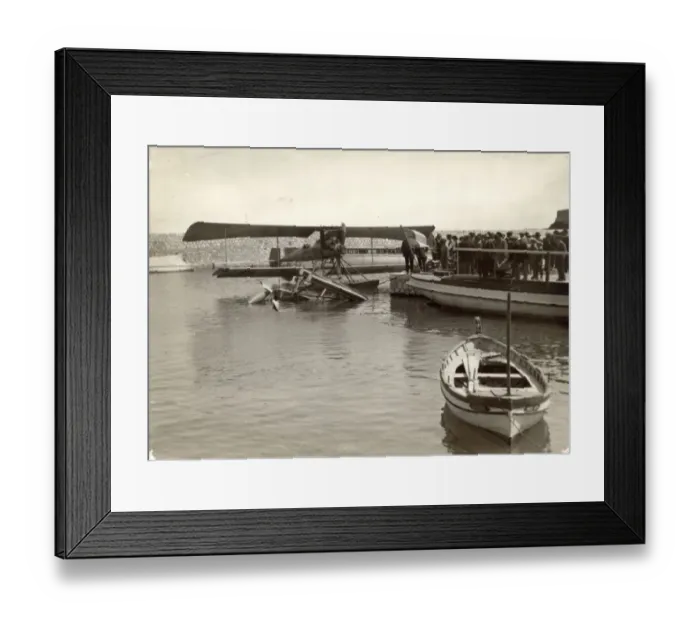 Framed Print : M Bregis Breguet H1-U2 seaplane sheltering at Beaulieu Framed Print : M Bregis Breguet H1-U2 seaplane sheltering at Beaulieu