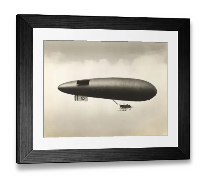 Framed Print : SS airship at the Pulham St Mary Airship Station Framed Print : SS airship at the Pulham St Mary Airship Station