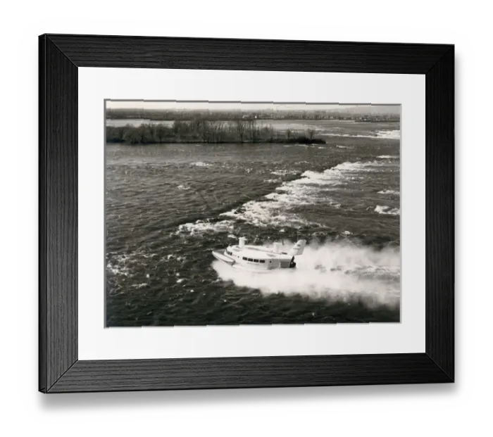 Framed Print : Westland SRN2, SR-N2-001, hovercraft Framed Print : Westland SRN2, SR-N2-001, hovercraft
