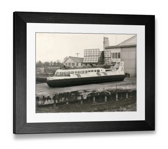 Framed Print : Westland SRN6, SR-N6-009, of Seaspeed Framed Print : Westland SRN6, SR-N6-009, of Seaspeed