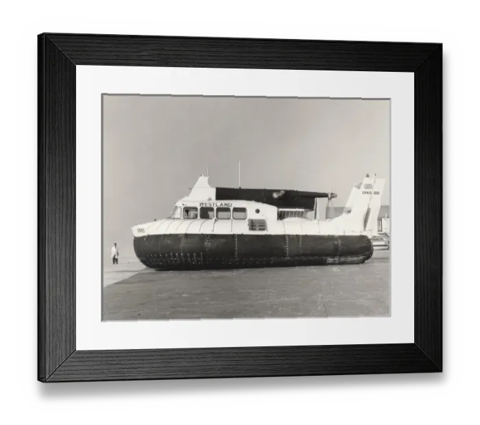 Framed Print : Westland SRN5, SR-N5-001