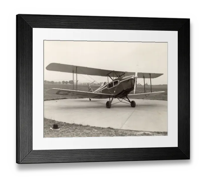 Framed Print : de Havilland DH83 Fox Moth, G-ABUT Framed Print : de Havilland DH83 Fox Moth, G-ABUT