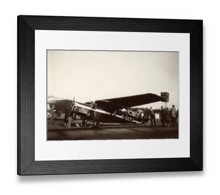 Framed Print : de Havilland DH85 Leopard Moth, G-ACTJ Framed Print : de Havilland DH85 Leopard Moth, G-ACTJ