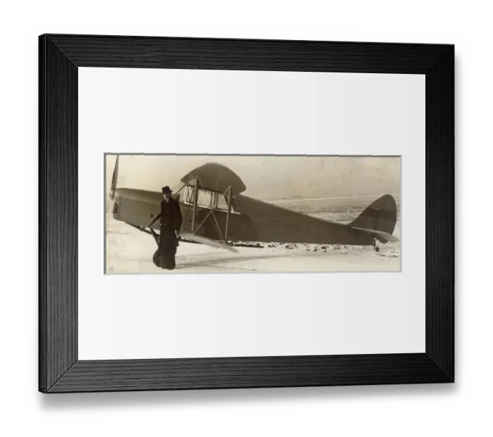 Framed Print : de Havilland DH87A Hornet Moth Framed Print : de Havilland DH87A Hornet Moth