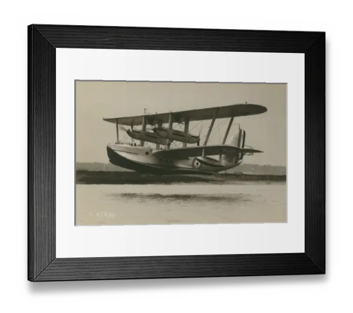 Framed Print : Short S12 Singapore II, N246