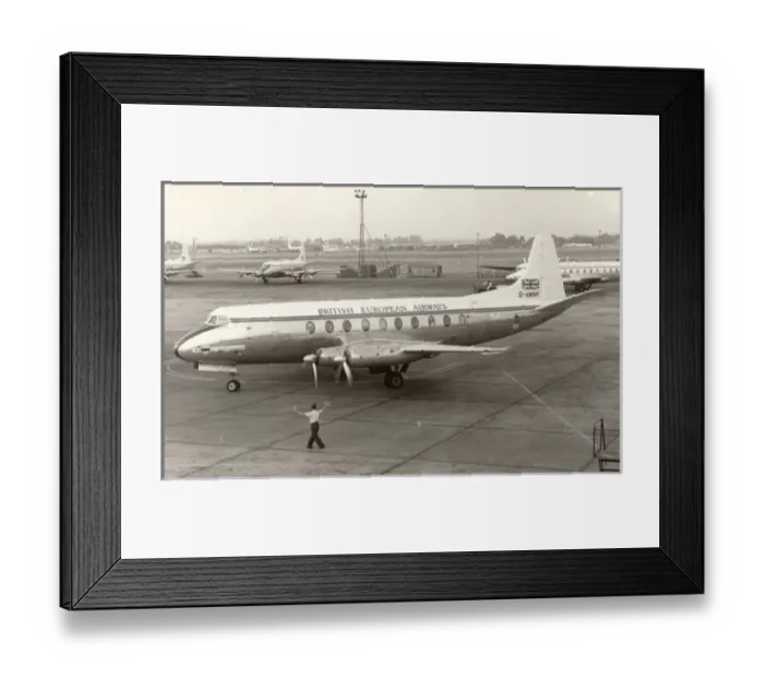 Framed Print : Vickers Viscount 701, G-AMNY, Sir Ernest Shackleton Framed Print : Vickers Viscount 701, G-AMNY, Sir Ernest Shackleton