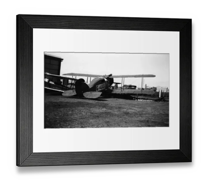 Framed Print : Bristol Tourer, G-AUDX, of West Australian Airways