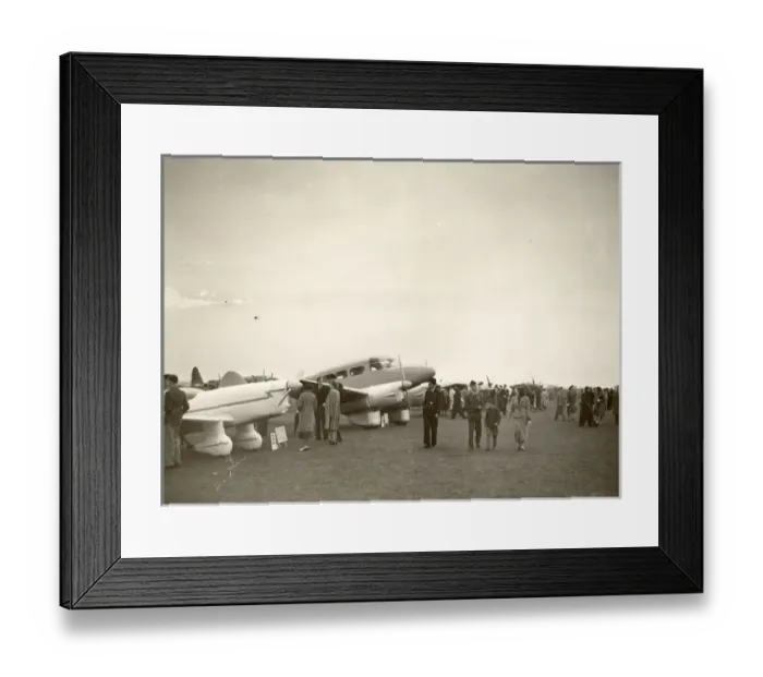 Framed Print : Percival E2 Mew Gull, G-AFa (foreground) Framed Print : Percival E2 Mew Gull, G-AFa (foreground)