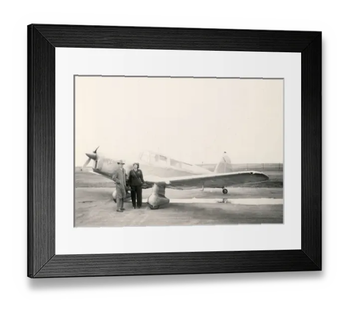 Framed Print : Percival Proctor 5, G-AGSW, Glamour Gal Framed Print : Percival Proctor 5, G-AGSW, Glamour Gal