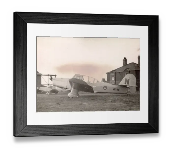 Framed Print : Two Percival Prentice T1s, VR199 and VR201 Framed Print : Two Percival Prentice T1s, VR199 and VR201