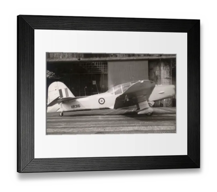 Framed Print : Percival Prentice T1, VR316 Framed Print : Percival Prentice T1, VR316