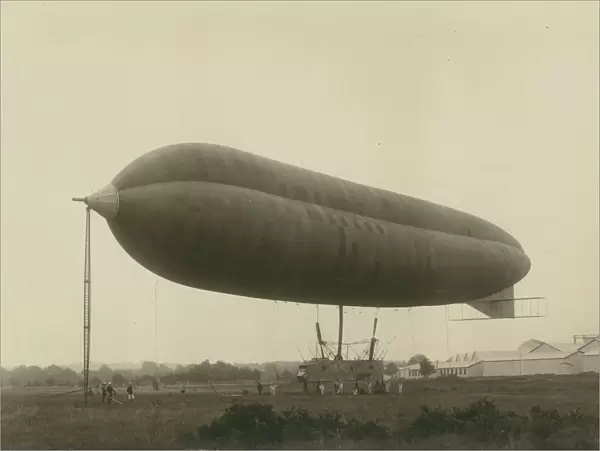 Naval Airship No3, Astra Torres, moored on a mast