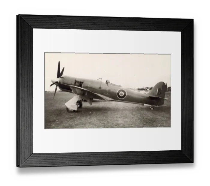Framed Print : An early production Hawker Sea Fury X, TF895