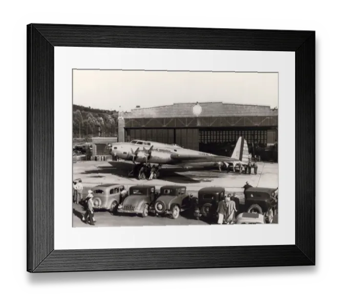 Framed Print : Boeing Model 299 (XB-17), X-13372