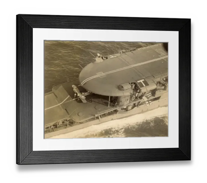 Framed Print : Fairey Flycatcher I of Slip Flight on HMS Furious Framed Print : Fairey Flycatcher I of Slip Flight on HMS Furious