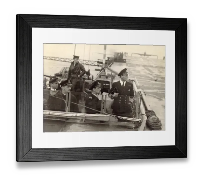 Framed Print : Captain H L St J Fancourt and Lt-Cdr As McTurk Framed Print : Captain H L St J Fancourt and Lt-Cdr As McTurk