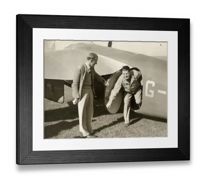 Framed Print : Flt Lt Tommy Rose, DFC (1895-1968) Framed Print : Flt Lt Tommy Rose, DFC (1895-1968)