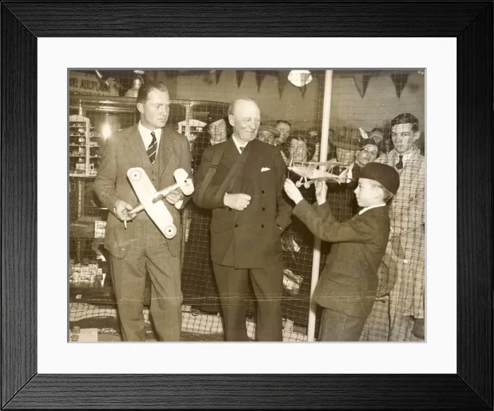 Framed Print : C W A Scott, left, and Sir Harry Brittain Framed Print : C W A Scott, left, and Sir Harry Brittain
