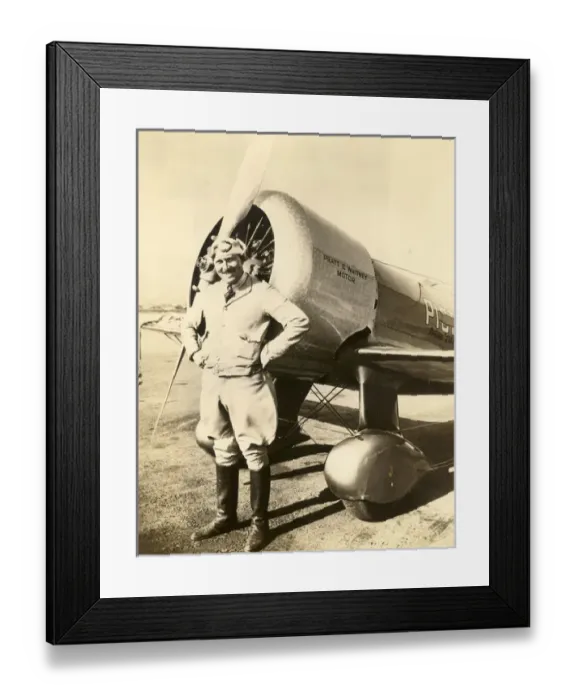 Framed Print : Col Roscoe Turner in front of his Wedell-Williams Special Ra Framed Print : Col Roscoe Turner in front of his Wedell-Williams Special Ra