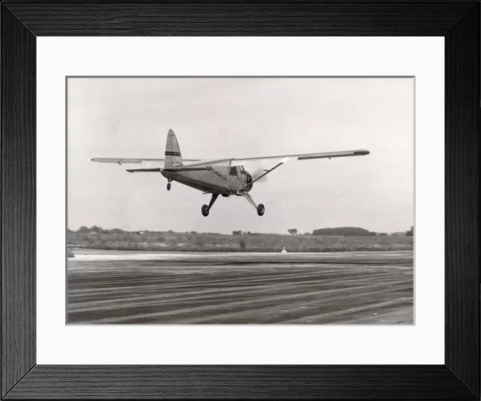 Framed Print : The first prototype de Havilland Canada DHC2 Beaver Framed Print : The first prototype de Havilland Canada DHC2 Beaver