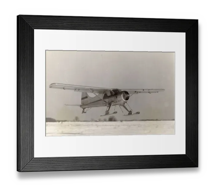 Framed Print : The first prototype de Havilland Canada DHC2 Beaver Framed Print : The first prototype de Havilland Canada DHC2 Beaver