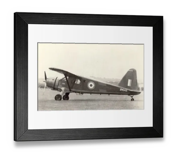 Framed Print : The sole de Havilland Canada DHC2 Beaver 2 Framed Print : The sole de Havilland Canada DHC2 Beaver 2