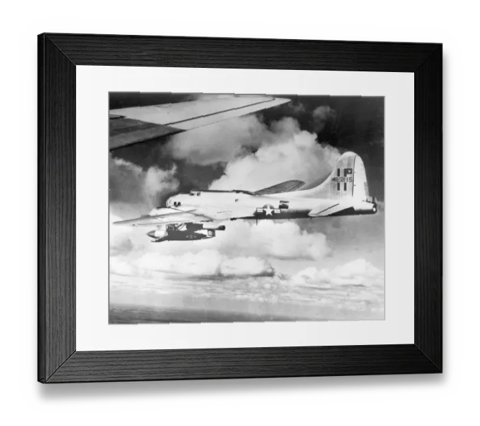 Framed Print : Boeing B-17G Flying Fortress, 44-85815 Framed Print : Boeing B-17G Flying Fortress, 44-85815