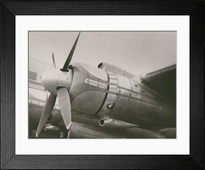 Framed Print : The Bristol Hercules 120 engine installation