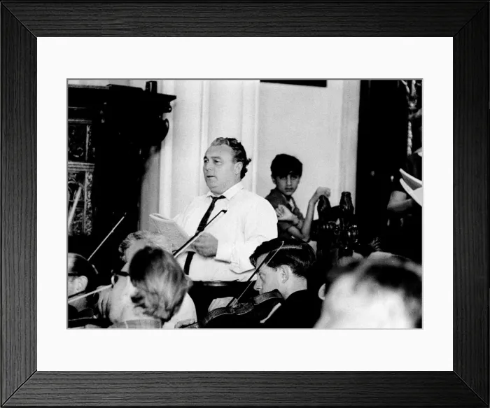 Framed Print : Trevor Anthony rehearsing Noyes Fludde Framed Print : Trevor Anthony rehearsing Noyes Fludde