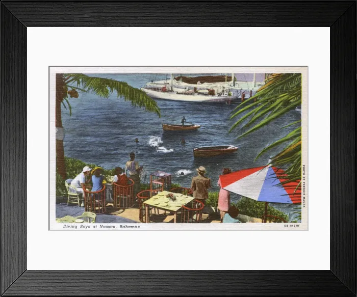 Framed Print : Diving boys at Nassau, Bahamas Framed Print : Diving boys at Nassau, Bahamas