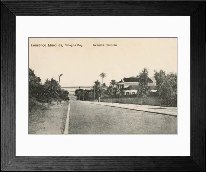 Framed Print : Mozambique - Maputo - Avenida Castilho Framed Print : Mozambique - Maputo - Avenida Castilho