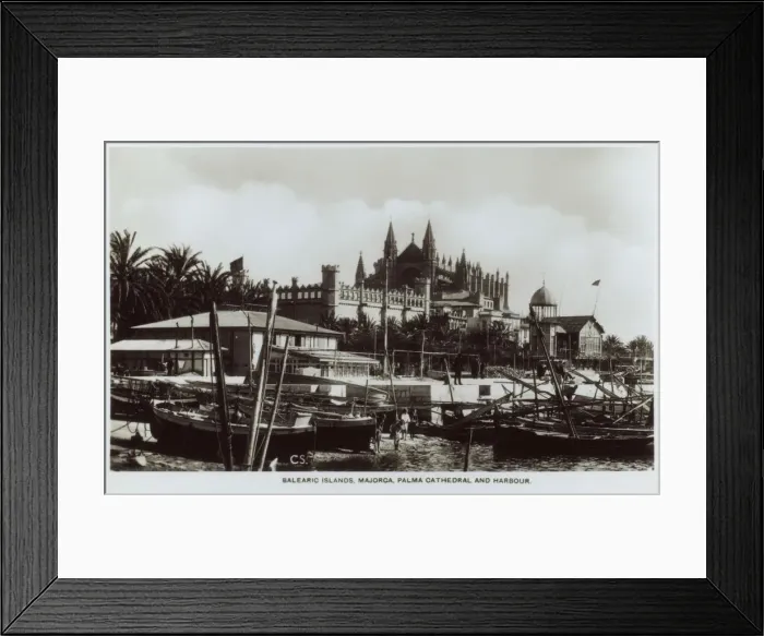 Framed Print : Palma Cathedral and Harbour, Majorca Framed Print : Palma Cathedral and Harbour, Majorca