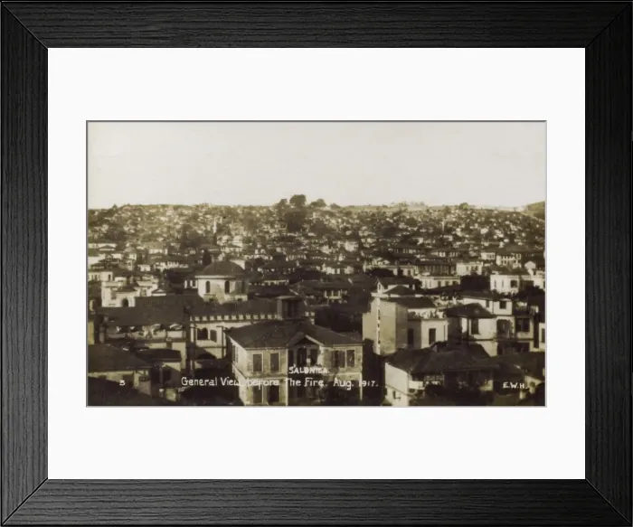 Framed Print : Fire at Thessaloniki - Before the Fire (1 / 3) Framed Print : Fire at Thessaloniki - Before the Fire (1 / 3)